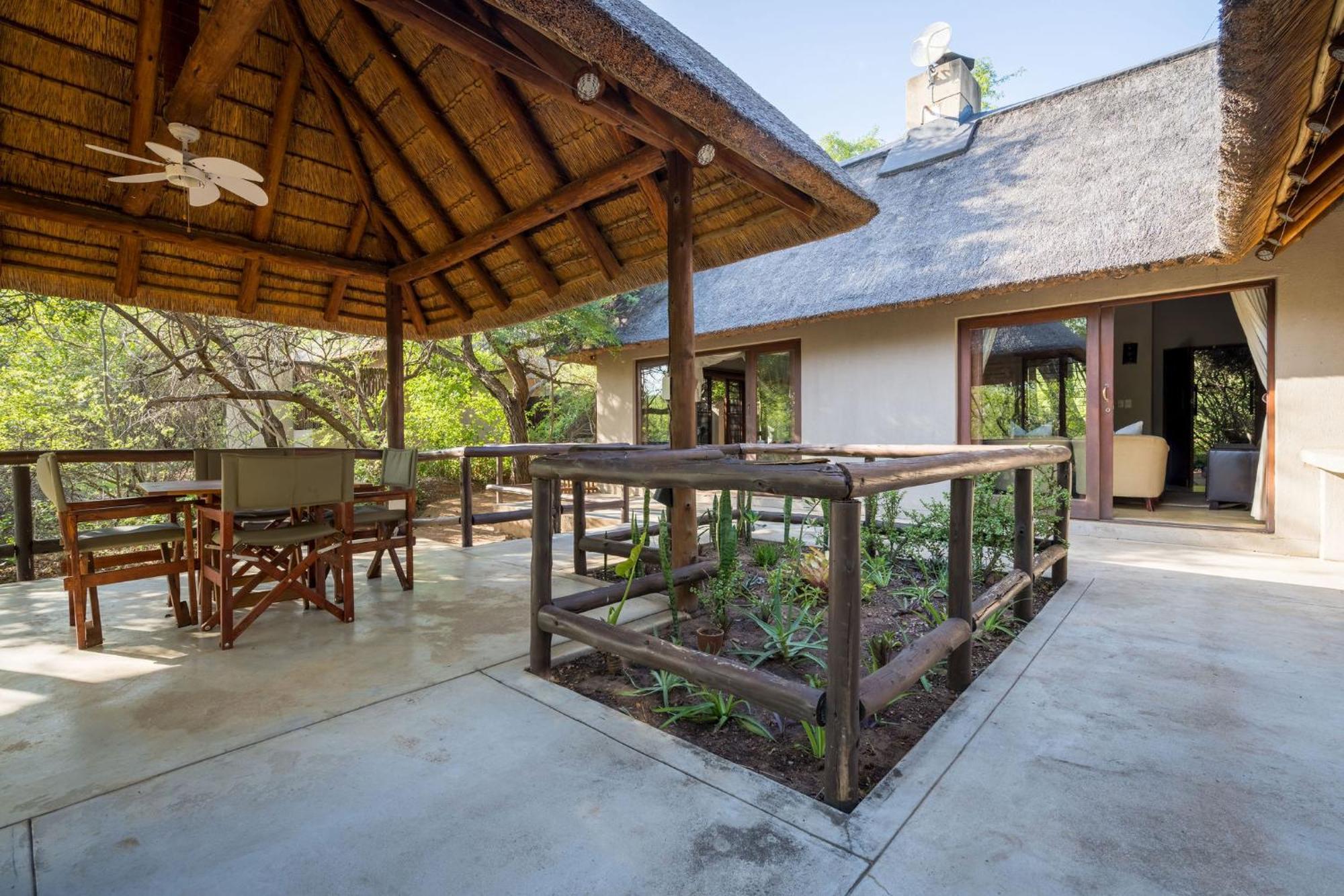 Raptors Lodge Hoedspruit Εξωτερικό φωτογραφία